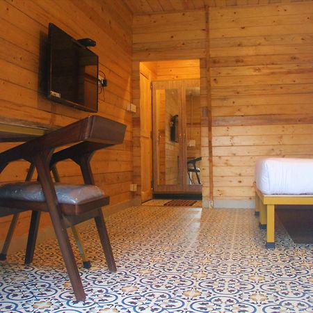 Lotus Sutra Hotell Arambol Rum bild
