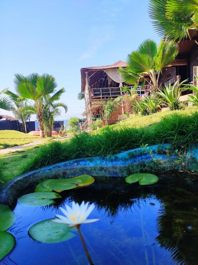 Lotus Sutra Hotell Arambol Exteriör bild