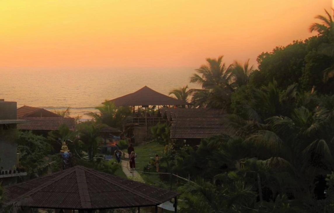 Lotus Sutra Hotell Arambol Exteriör bild