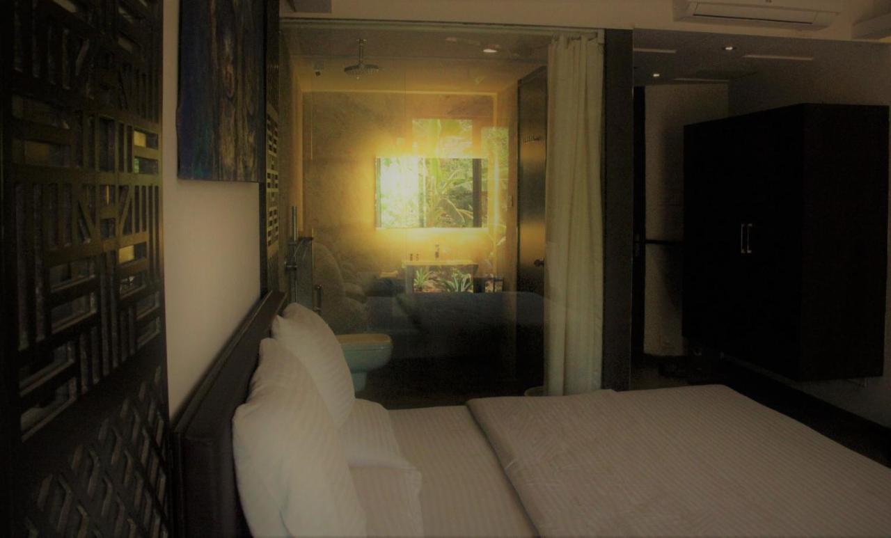 Lotus Sutra Hotell Arambol Exteriör bild